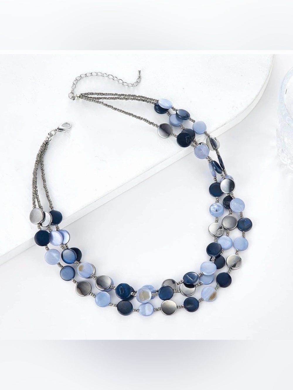 NWT Layered Beaded Chunky Boho Two-color Shell Statement Necklace